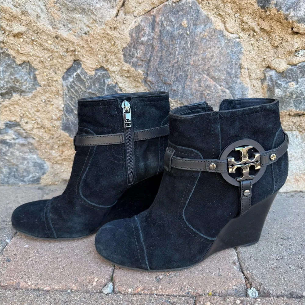 Tory Burch Black Suede Ankle Boots Size 8 - Picture 2 of 6